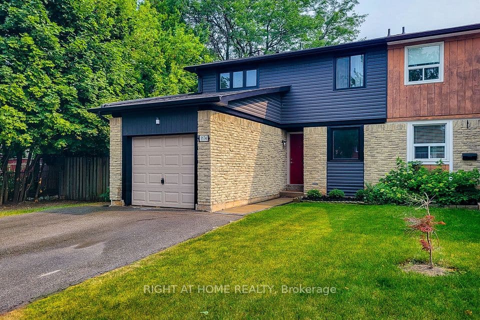 3574 Autumnleaf Crescent, Mississauga, ON L5L 1K5 – main photo
