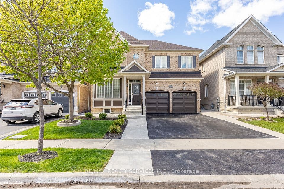 22 Berryfield Way, Brampton, ON L6R 0Y2 – main photo