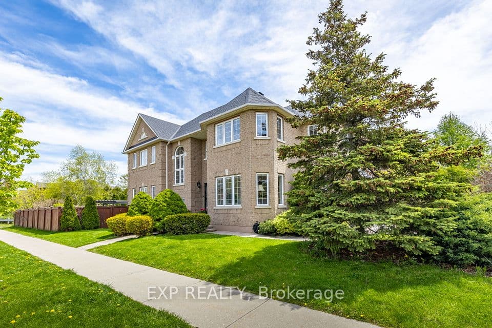 2137 Frontier Drive, Oakville, ON L6M 3S3 – main photo