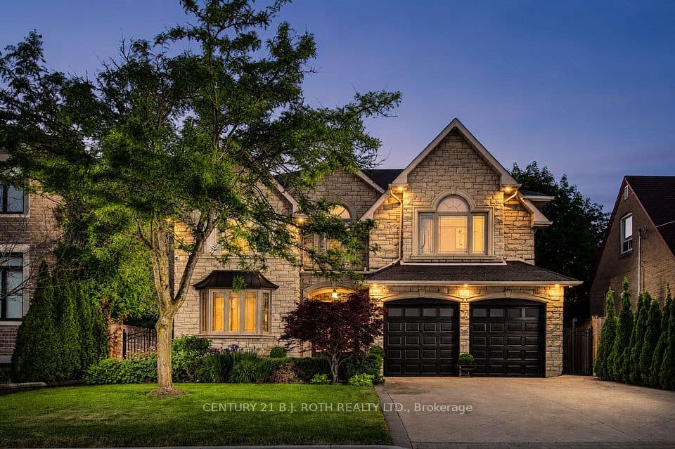 20 Creston Road, Toronto, ON M6A 1J1 – main photo