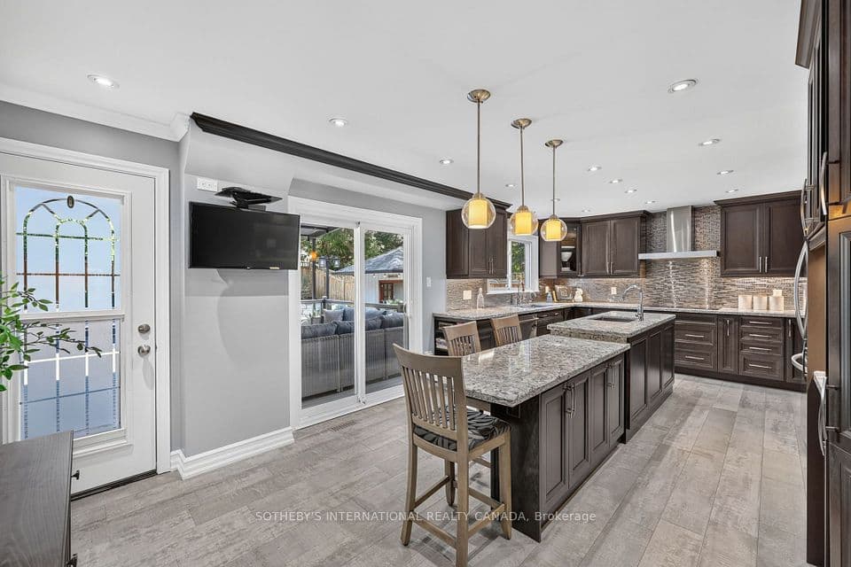 7 McKee Drive, Caledon, ON L7C 1G8 – photo 3