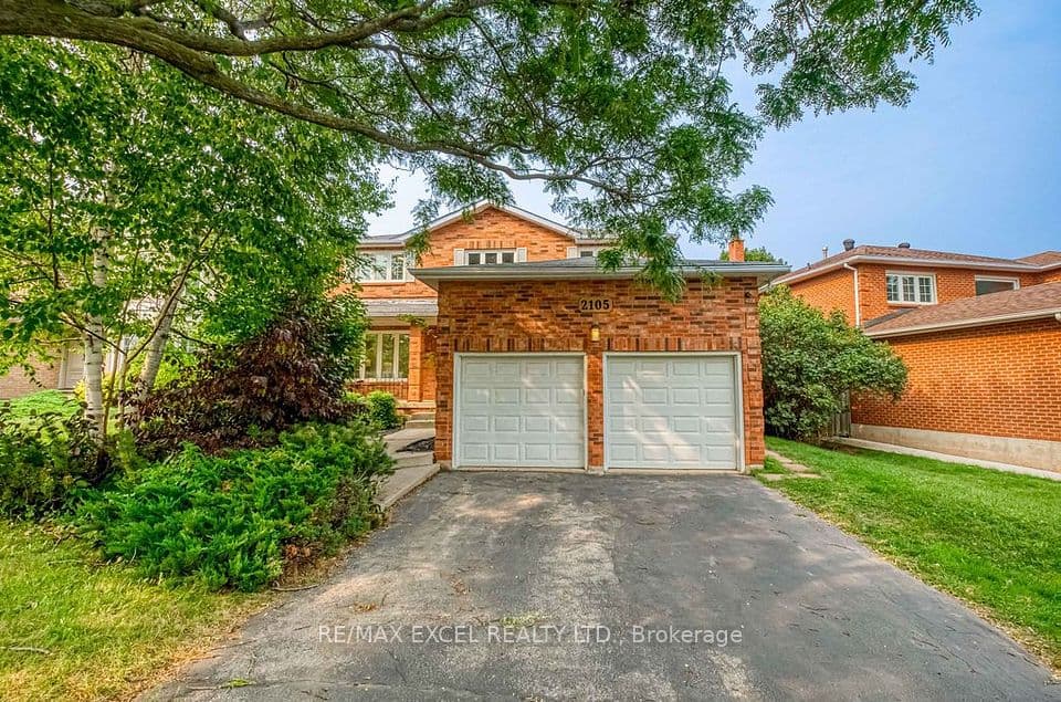 2105 Oakmead Boulevard, Oakville, ON L6H 5C2 – main photo