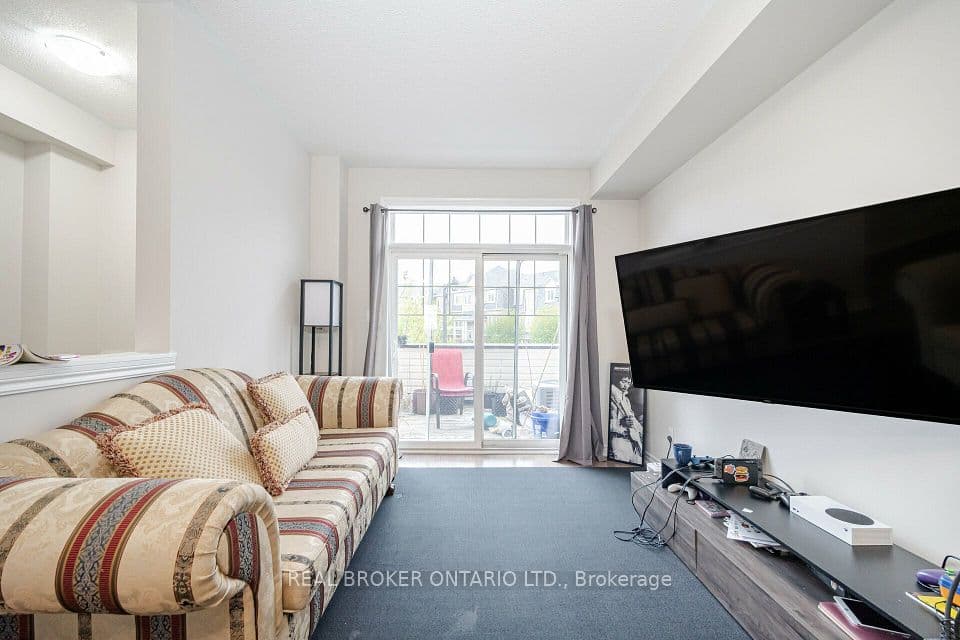 50 Magdalene Crescent, Brampton, ON L6Z 0G8 – photo 3