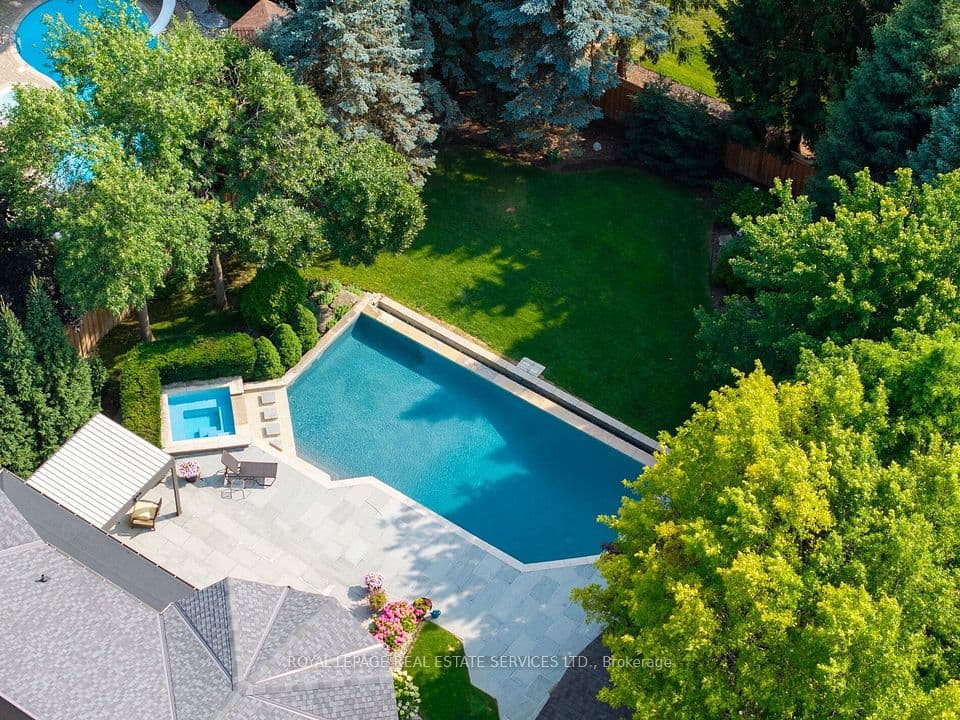 70 Shorewood Place, Oakville, ON L6K 3Y4 – photo 2