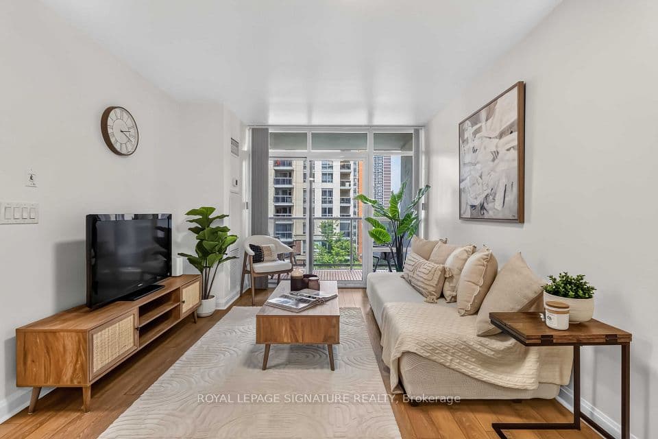 1 Michael Power Place 601, Toronto, ON M9A 0A1 – main photo