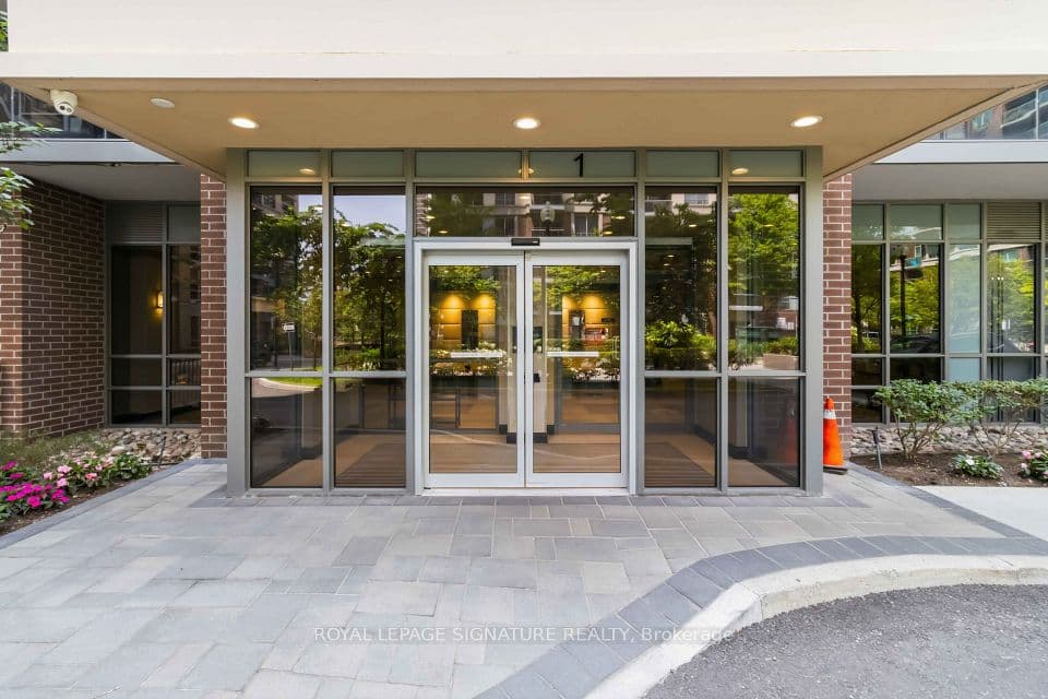 1 Michael Power Place 601, Toronto, ON M9A 0A1 – photo 3
