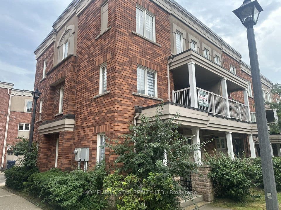 375 Cook Road 27, Toronto, ON M3J 3T6 – main photo