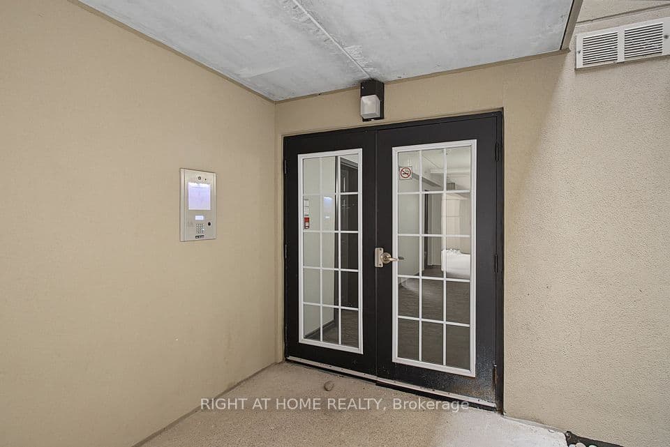 1491 Maple Avenue 111, Milton, ON L9T 0B8 – photo 3
