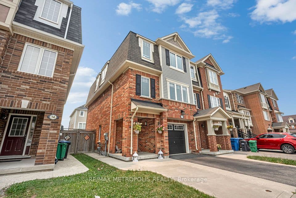12 AFFLECK Road, Brampton, ON L7A 3Y8 – photo 2