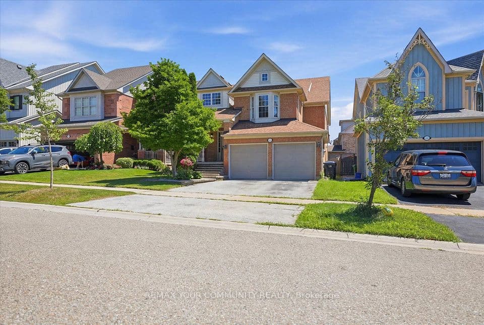 6926 Early Settler Row, Mississauga, ON L5W 1C1 – main photo