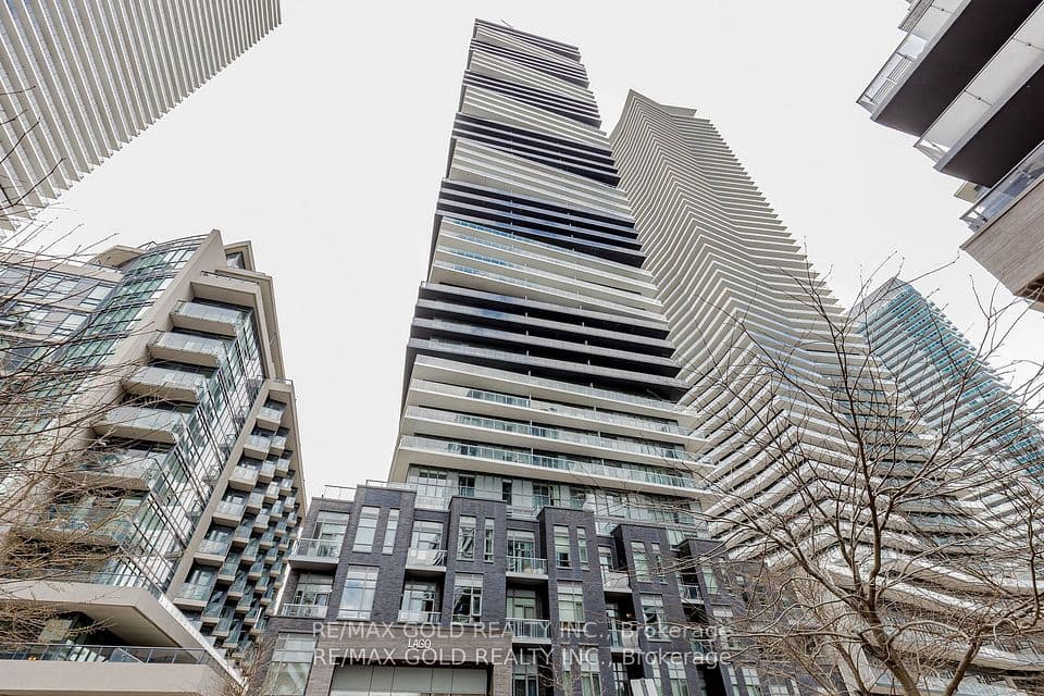 56 Annie Craig Drive 2203, Toronto, ON M8V 0C8 – main photo