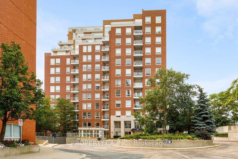 40 Old Mill Road 204, Oakville, ON L6J 7W2 – main photo