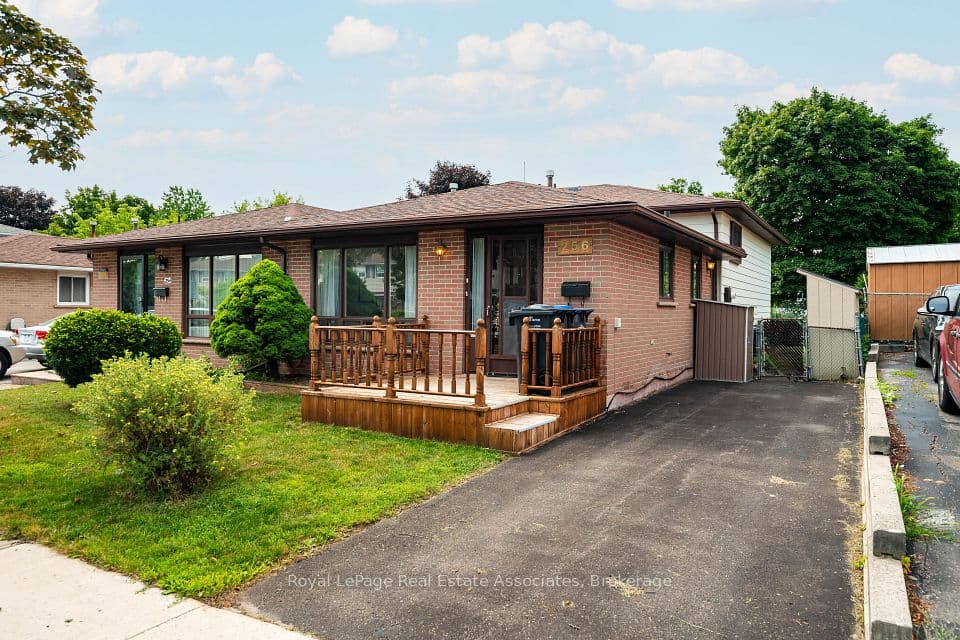 256 Archdekin Drive, Brampton, ON L6V 1Z2 – main photo
