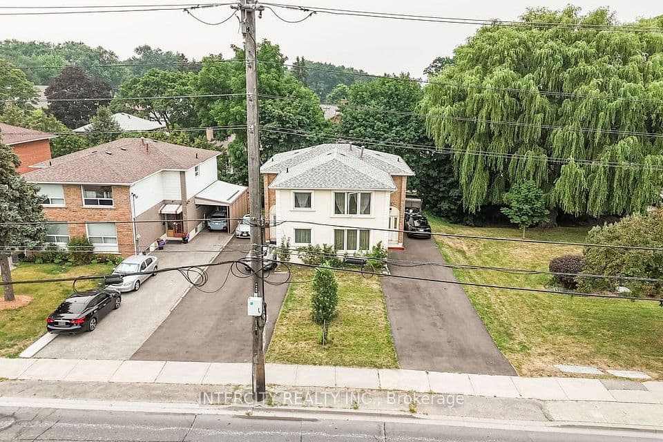 100 Dixon Road, Toronto, ON M9P 2L6 – photo 3