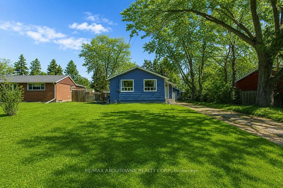114 Ringwood Road, Oakville, ON L6H 1K2 – main photo