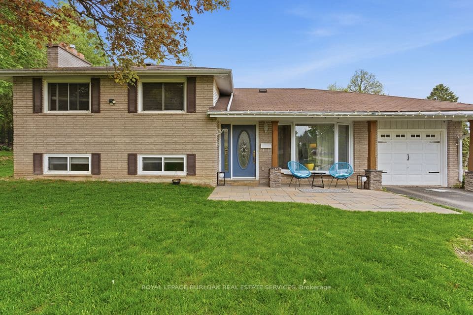 197 Burbank Street, Halton Hills, ON L7J 1S9 – main photo