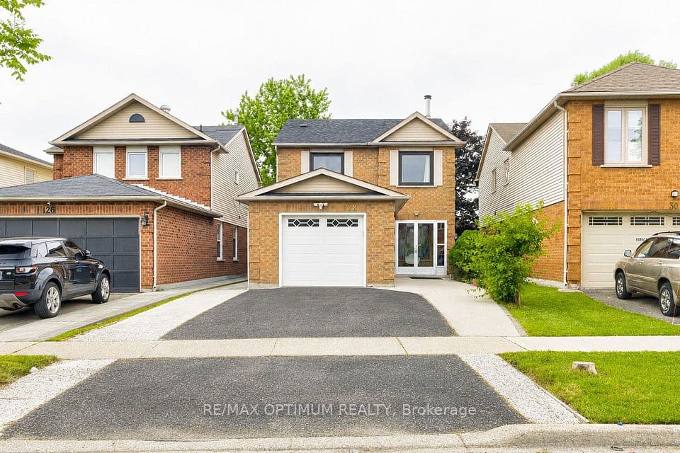 28 Stalbridge Avenue, Brampton, ON L6Y 4H2 – main photo