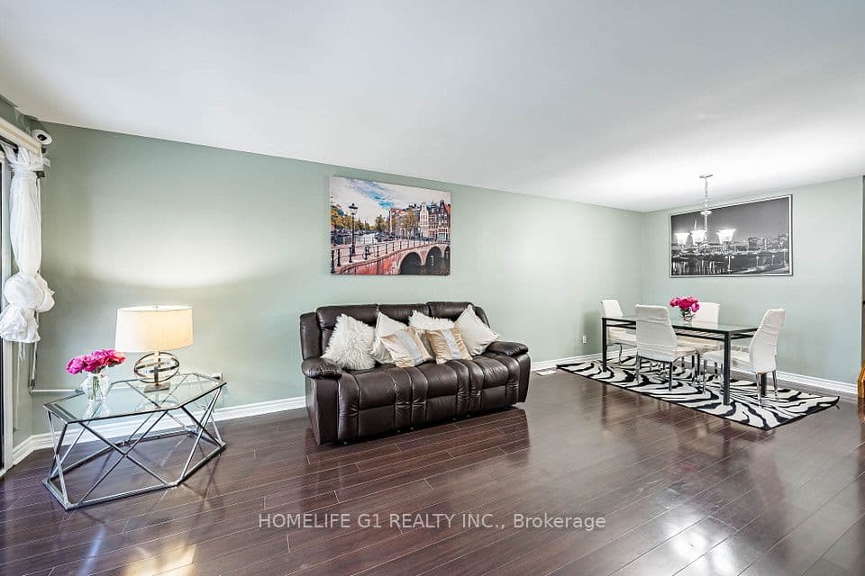 8 Holgate Court, Brampton, ON L6Z 1S1 – photo 3