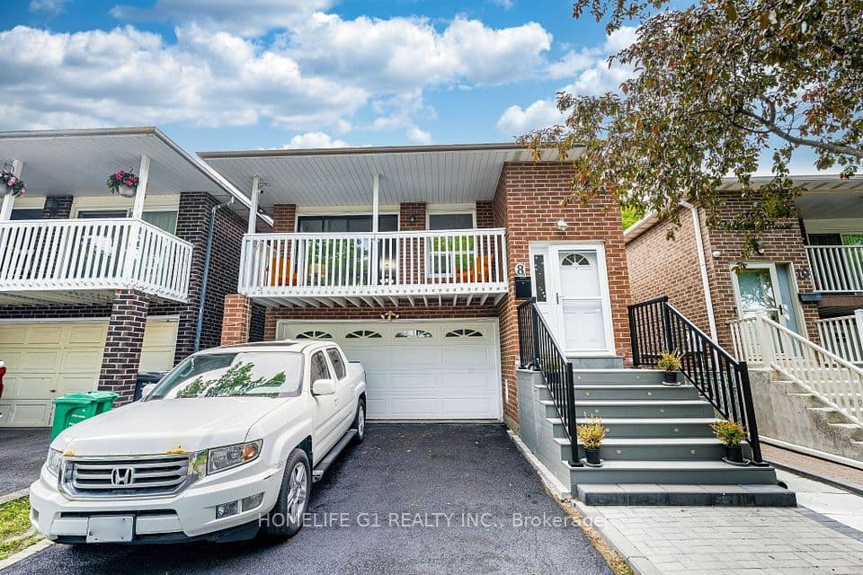 8 Holgate Court, Brampton, ON L6Z 1S1 – main photo