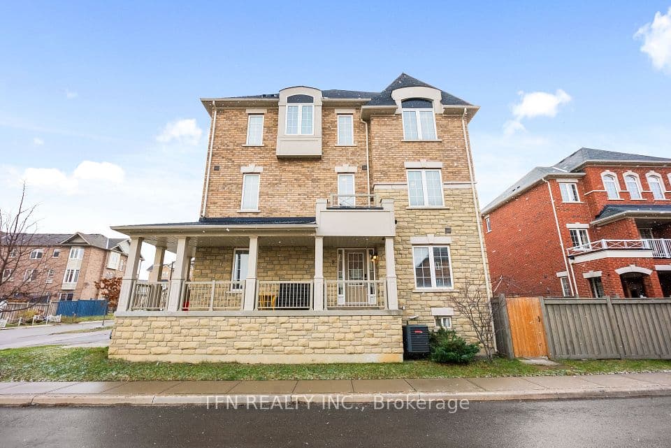 2 Shiff Crescent, Brampton, ON L6Z 0B4 – photo 2