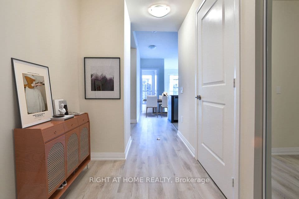 35 WATERGARDEN Drive 2014, Mississauga, ON L5R 0G8 – main photo