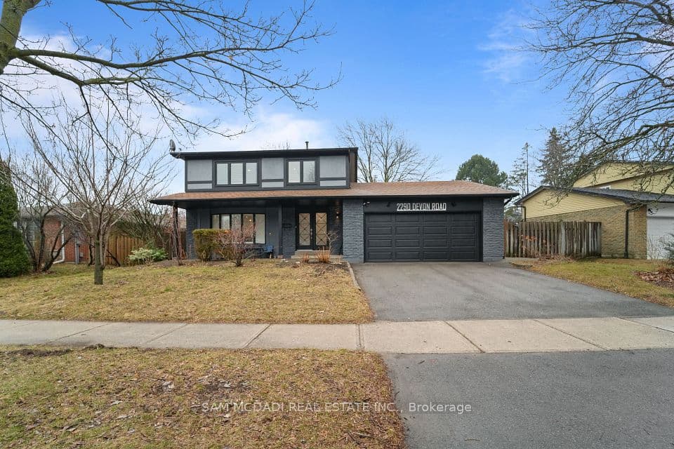 2290 Devon Road, Oakville, ON L6J 5R4 – main photo