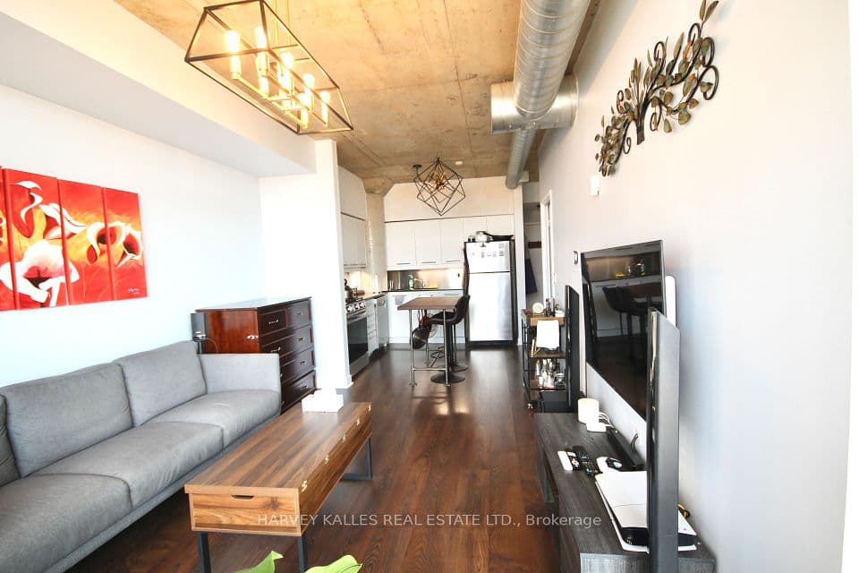 1375 Dupont Street 403, Toronto, ON M6H 4J8 – photo 3