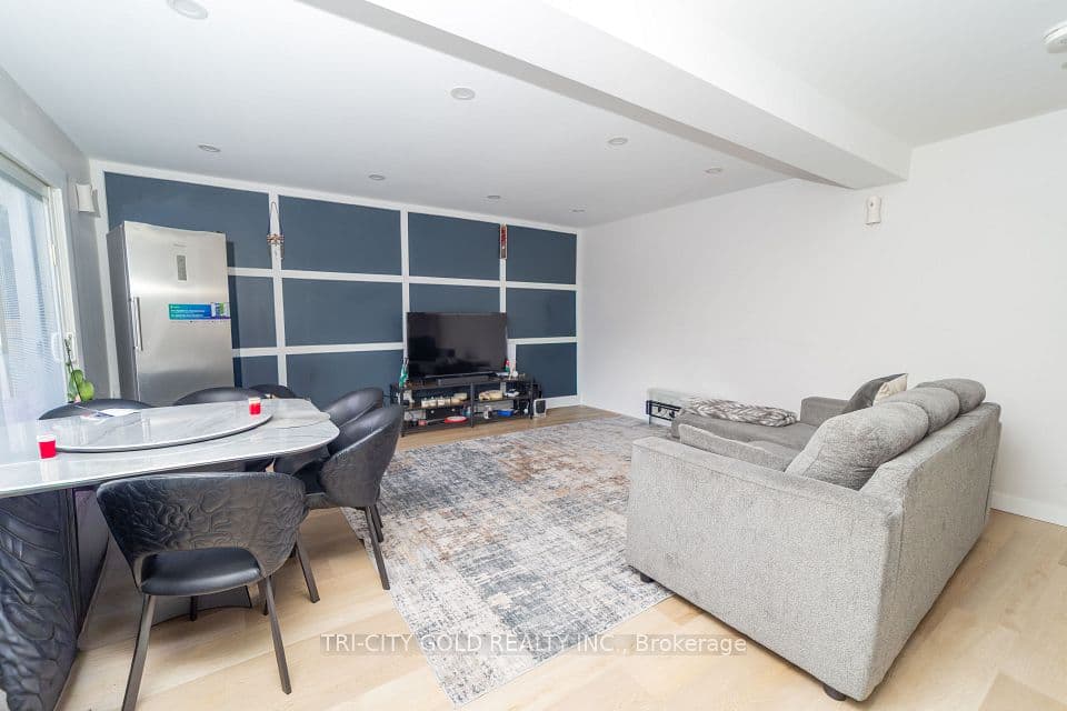 3 Holmstead Court, Brampton, ON L6S 1R9 – photo 3