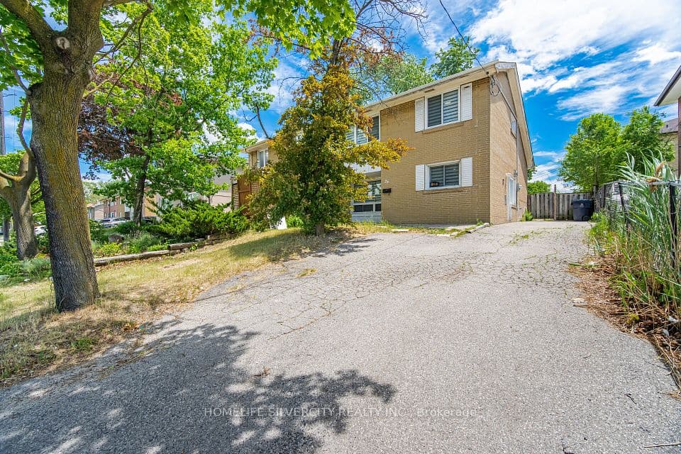 29 Brookmere Road, Toronto, ON M9W 2X5 – photo 2