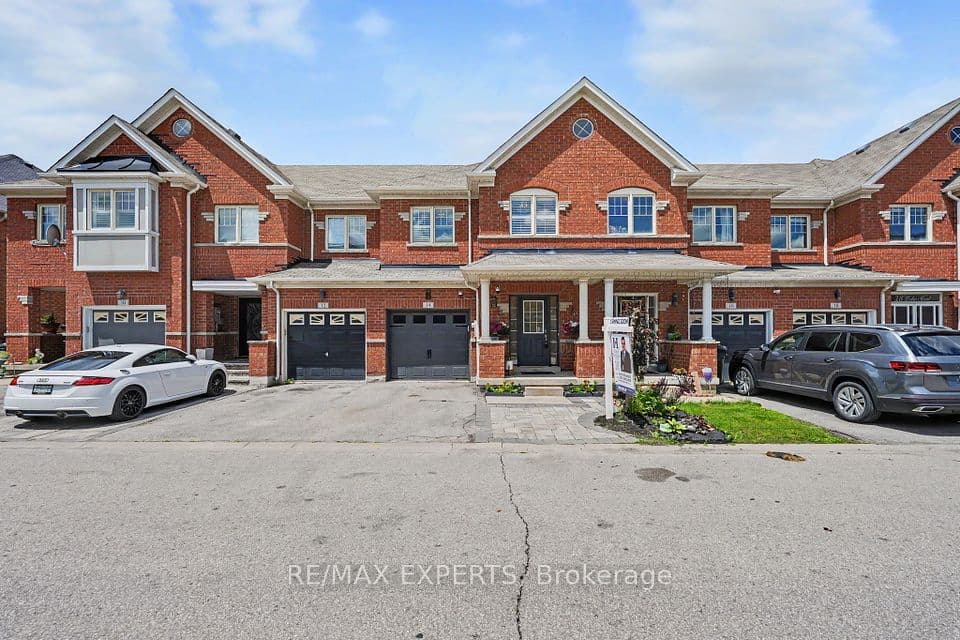 14 Lotus Street, Brampton, ON L6P 3E1 – photo 2