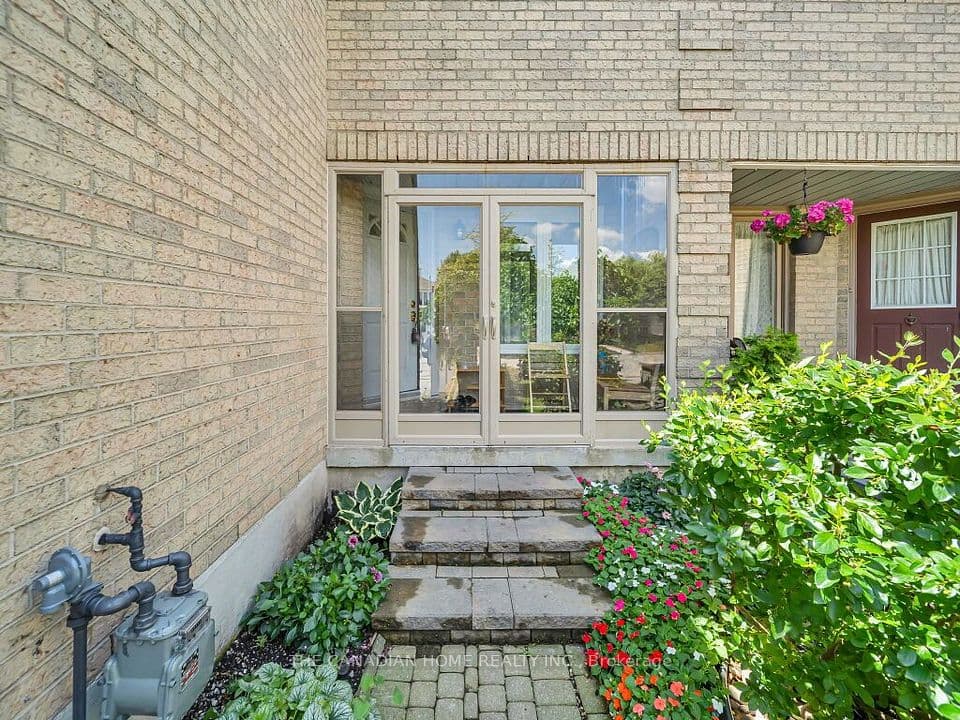 5244 Cinnamon Road, Mississauga, ON L5V 1T3 – photo 3