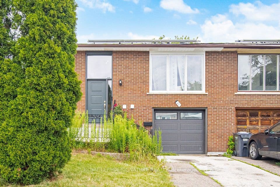 51 Wilton Drive, Brampton, ON L6W 2Z9 – main photo