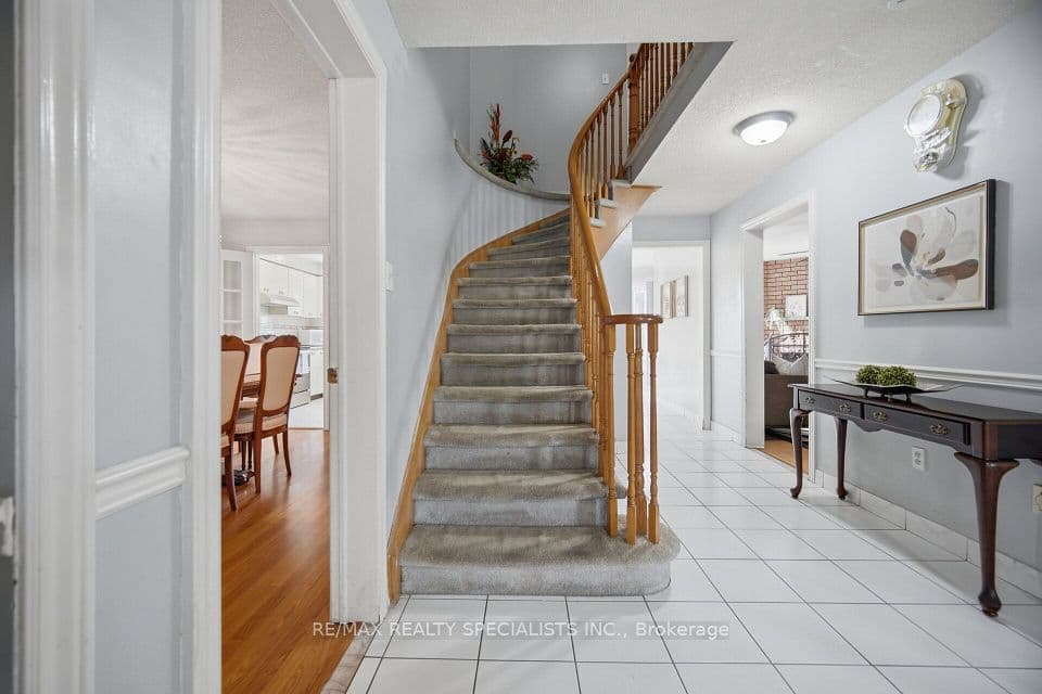 271 Nahani Way, Mississauga, ON L4Z 3B8 – photo 3