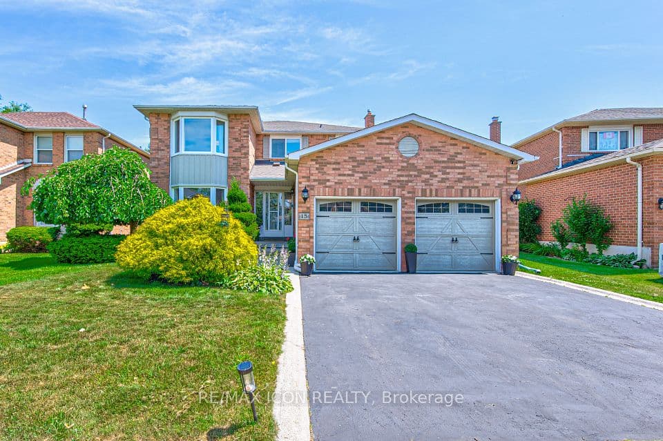15 Hall Crescent, Brampton, ON L6X 3J8 – main photo