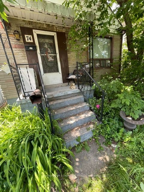 74 Sixteenth Street, Toronto, ON M8V 3K1 – photo 2