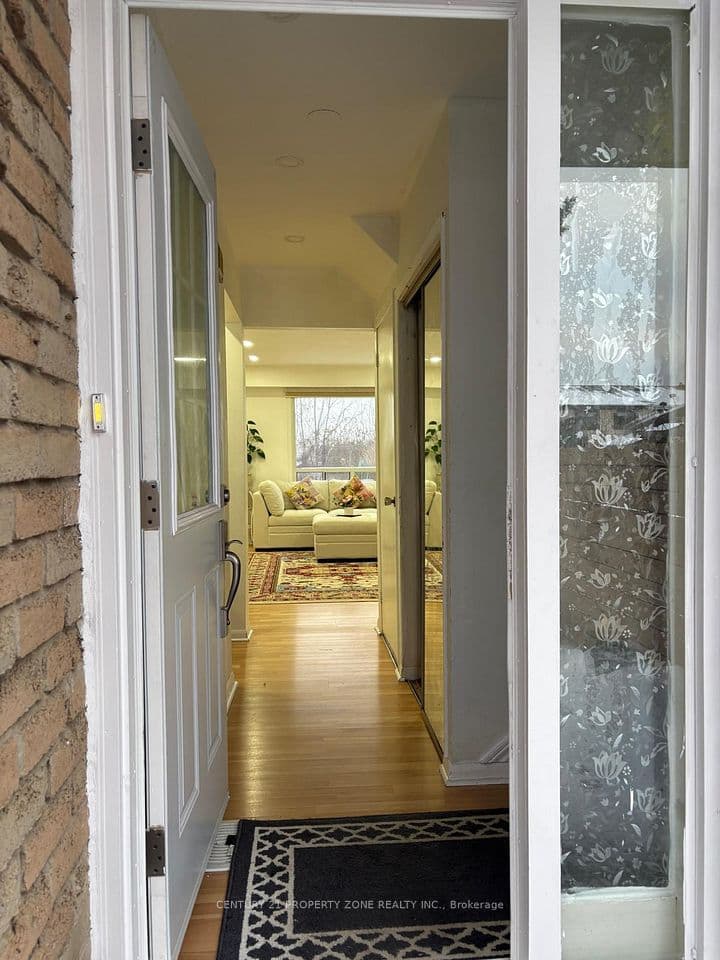 244 Royal Salisbury Way, Brampton, ON L6V 3H4 – photo 3