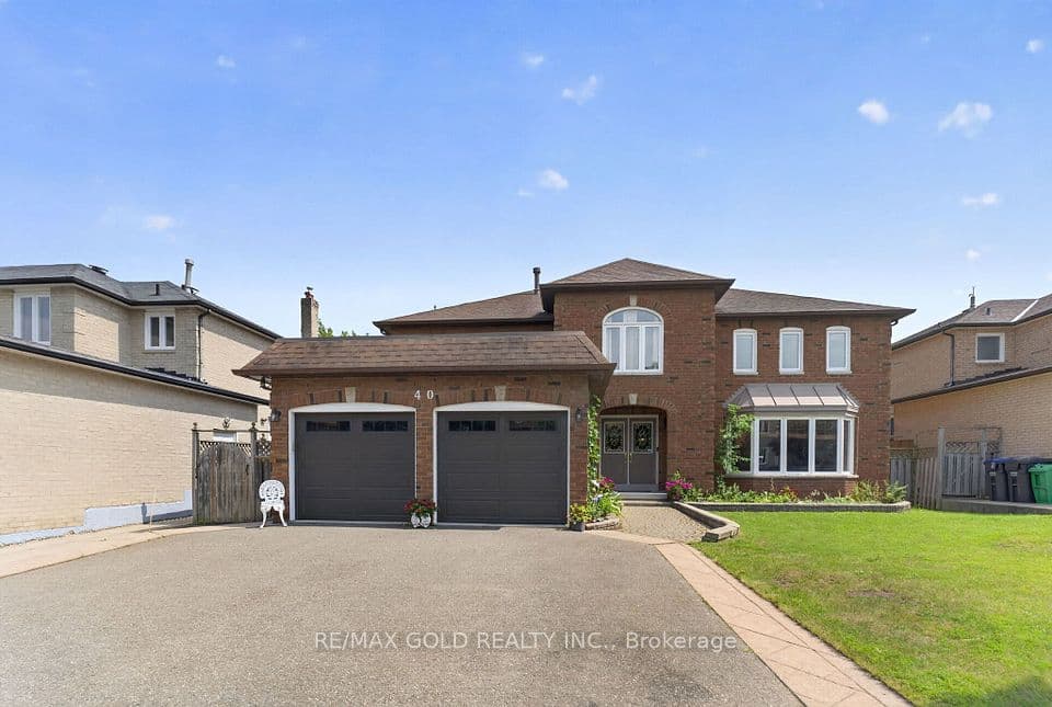 40 Shadywood Road, Brampton, ON L6Z 4M1 – photo 3