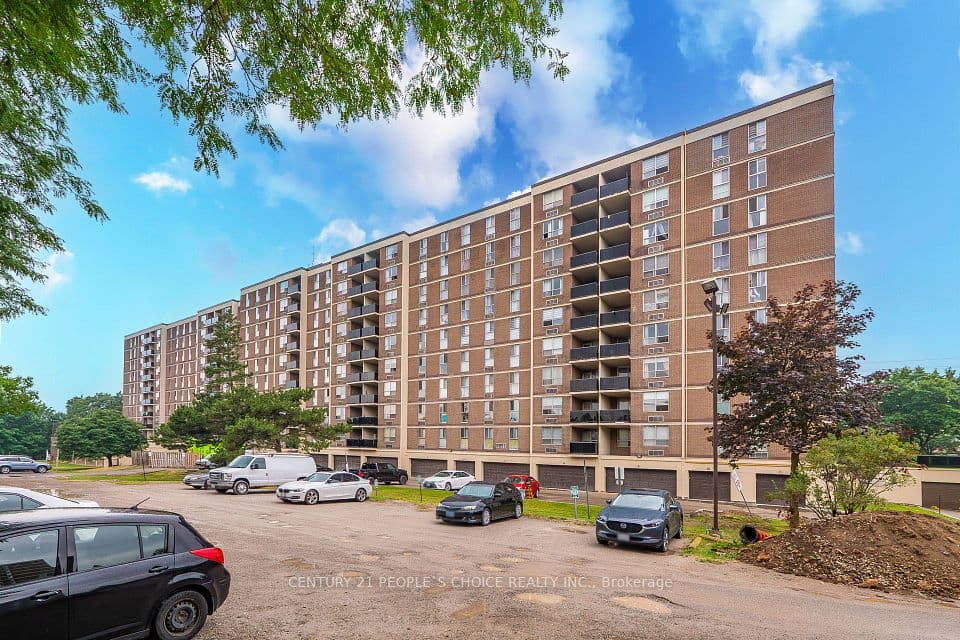 2825 Islington Avenue 814, Toronto, ON M9L 2K1 – main photo