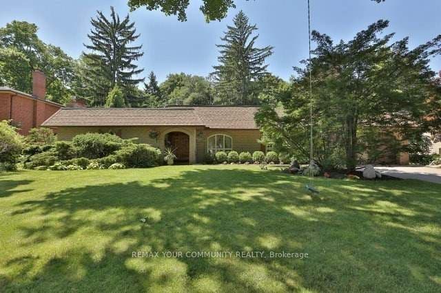 1528 Knareswood Drive, Mississauga, ON L5H 2M1 – photo 3