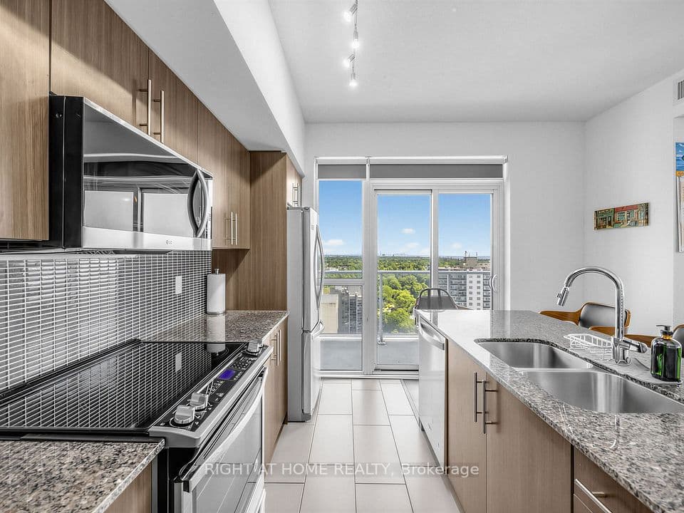 55 Speers Road LPH04 (1804), Oakville, ON L6K 0H9 – photo 3