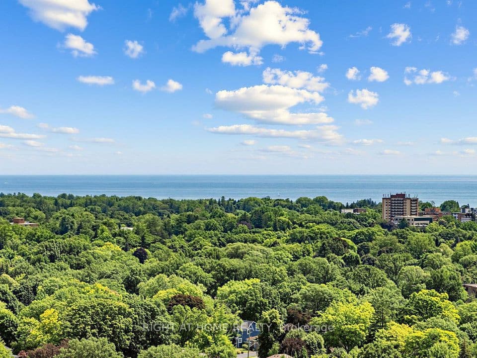 55 Speers Road LPH04 (1804), Oakville, ON L6K 0H9 – main photo