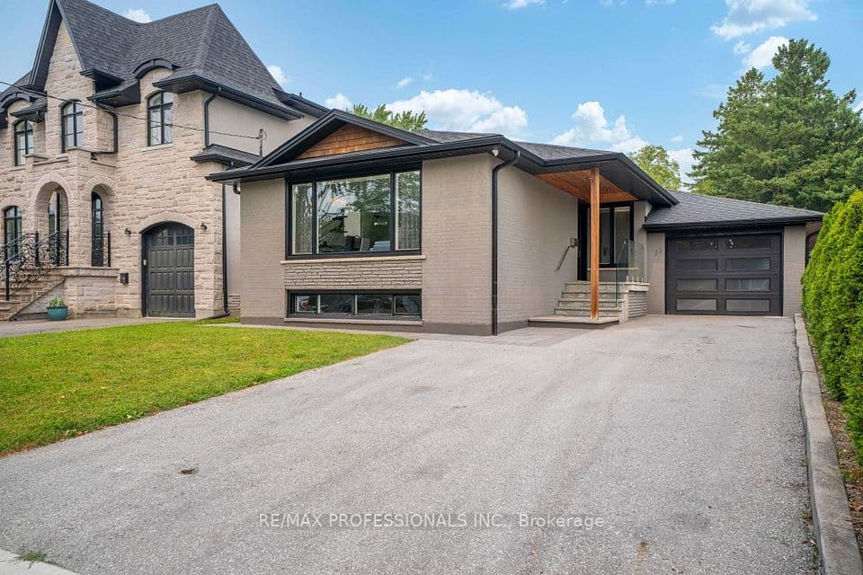 77 Cronin Drive, Toronto, ON M9B 4V3 – main photo