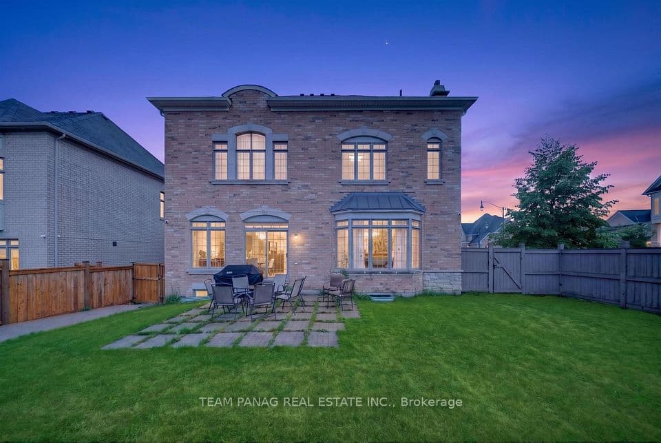 1 Astrantia Way, Brampton, ON L6X 1P3 – photo 3
