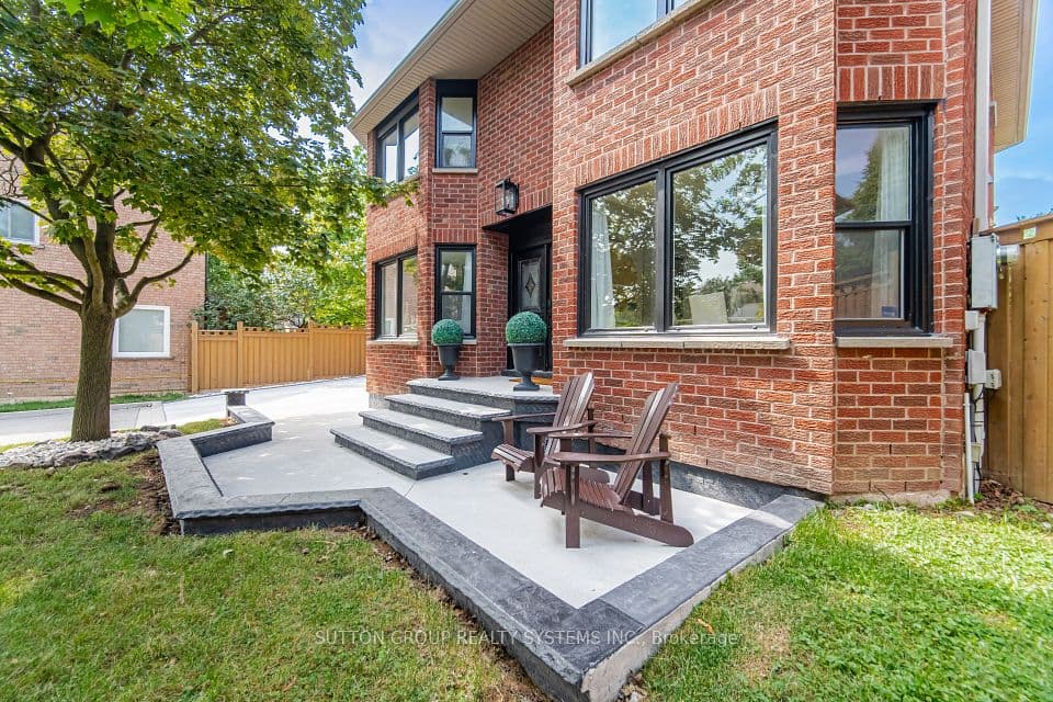 6615 Snow Goose Lane, Mississauga, ON L5N 5H5 – photo 3