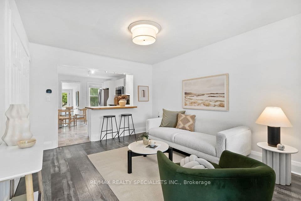 159 Hillside Avenue, Toronto, ON M8V 1T3 – photo 2