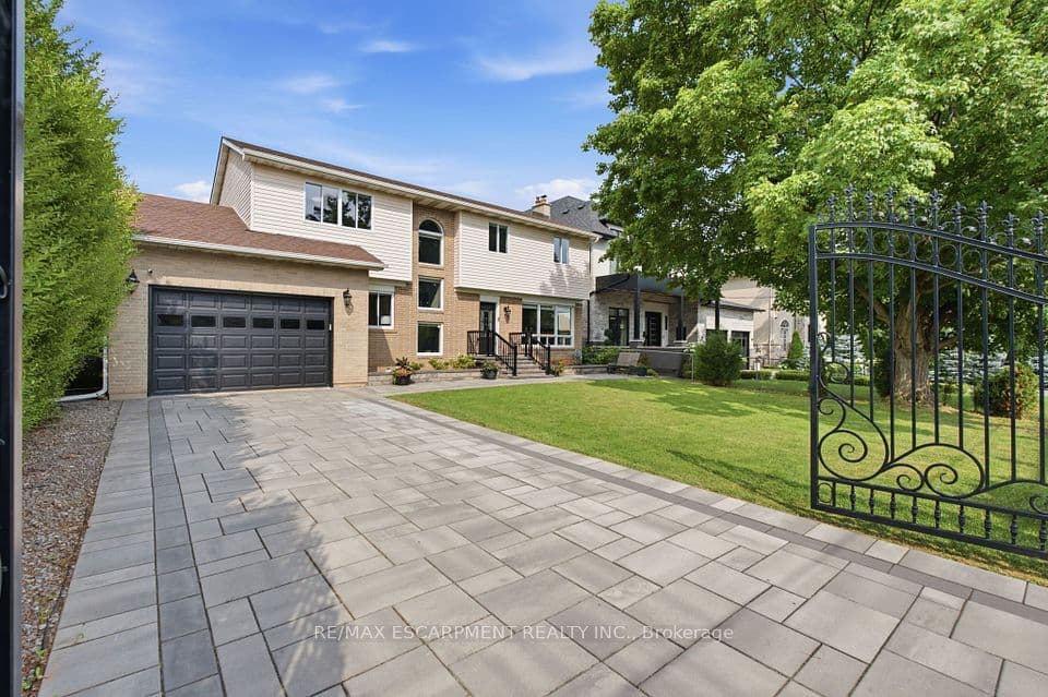513 Maplehurst Avenue, Oakville, ON L6L 4Y8 – photo 3