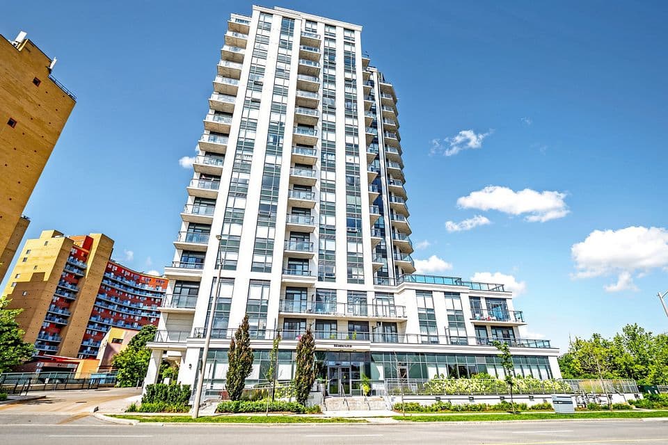 840 Queen's Plate Drive 612, Toronto, ON M9W 0E7 – photo 2