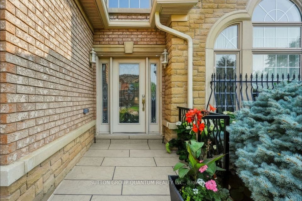 1536 Pinery Crescent, Oakville, ON L6H 7J9 – photo 3