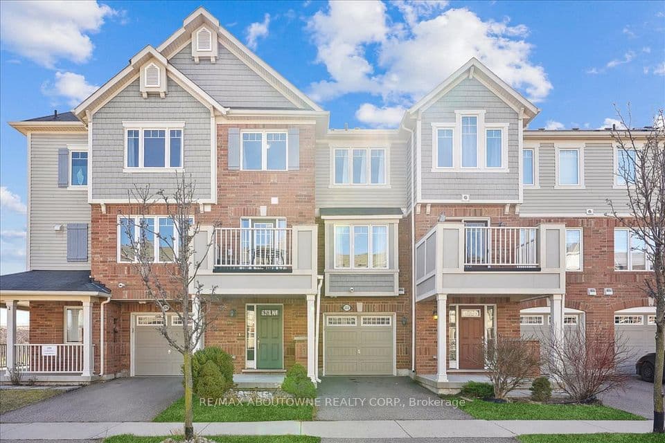 222 Septimus Heights, Milton, ON L9T 8N5 – main photo