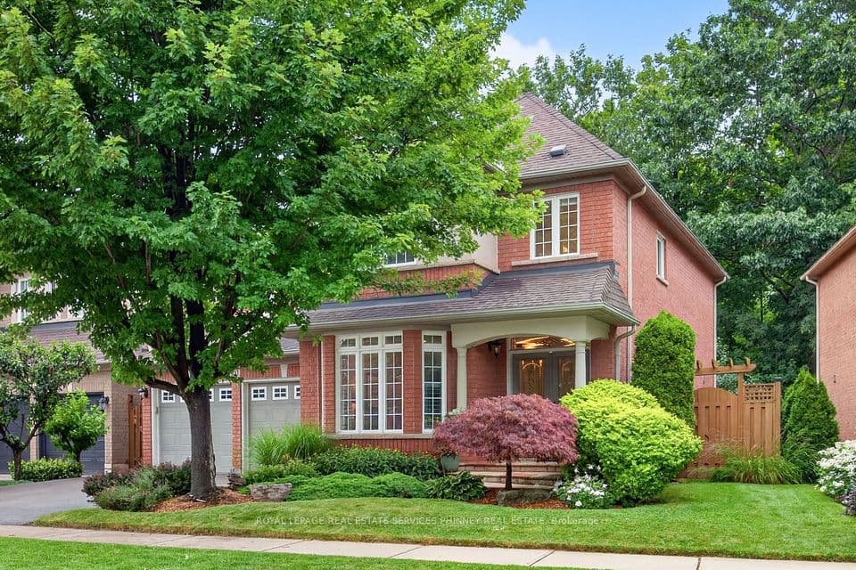 211 Creek Path Avenue, Oakville, ON L6L 6T5 – photo 2